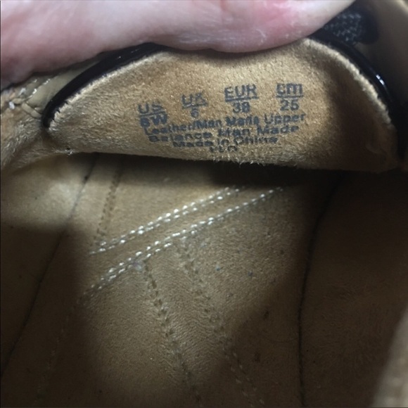 Gorgeous Naturalizer sneakers - Picture 7 of 7